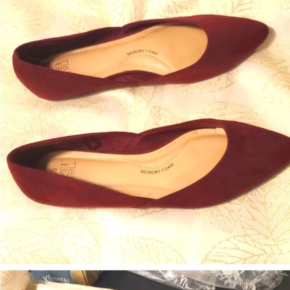 Time Tru memory foam Maroon color Flats Size 8.5 - Picture 5 of 7